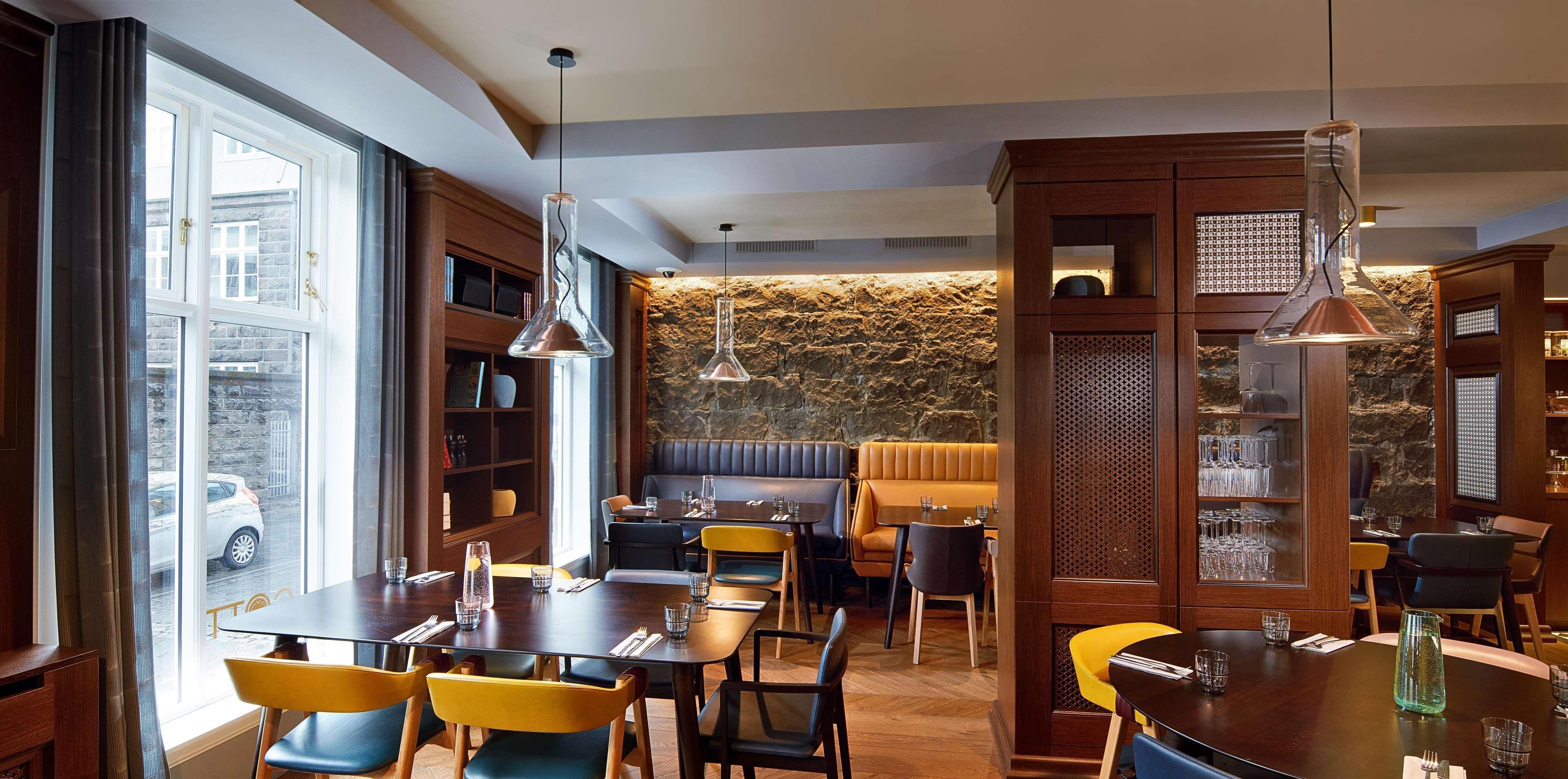 Reykjavik Konsulat Hotel, Curio Collection By Hilton Exterior photo